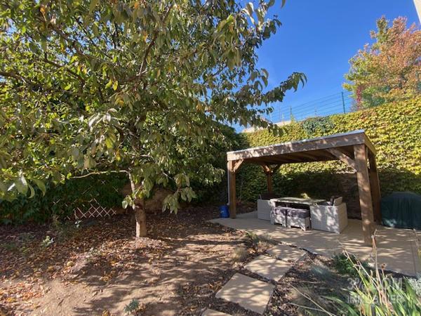 3%COM Magnifique maison de maître au centre de Hochfelden Hochfelden (67270)