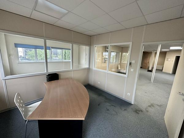 BUREAUX à LOUER de 250 m²