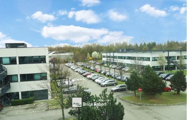 Bureaux à louer à Saint-Priest parc paysager dans Parc Technologique