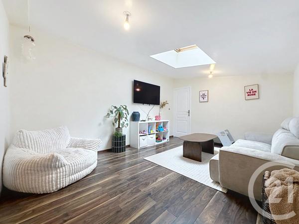 Maison à vendre  3 pièces - 60,61 m 2   OISSEL  - 76