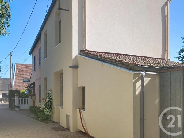 Maison à vendre  3 pièces - 60,61 m 2   OISSEL  - 76