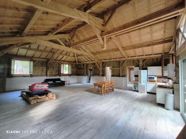 Ensemble immobilier dans airial à Castets