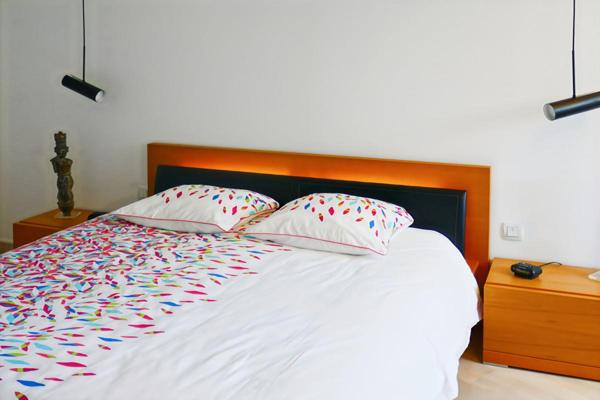 BORDEAUX MERIADECK  Appartement trois chambres dernier étage avec vue dégagée un balcon et cellier