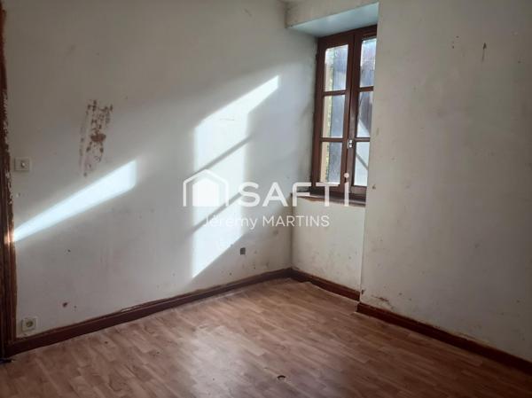 Maison individuelle séparée en 2 appartements