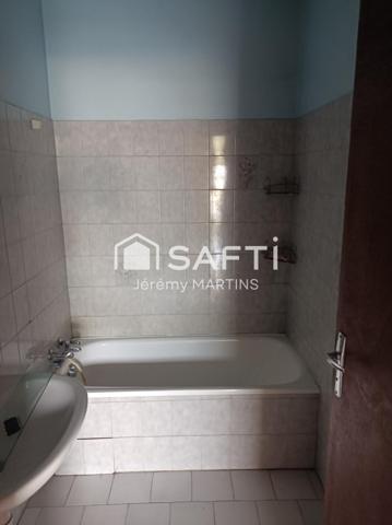 Maison individuelle séparée en 2 appartements