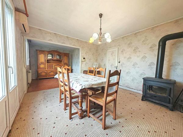 Pavillon sur sous-sol total avec terrain clôturé à Saint-Georges