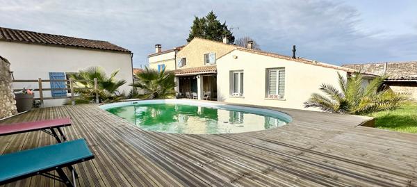 CHARMANTE MAISON EN PIERRES