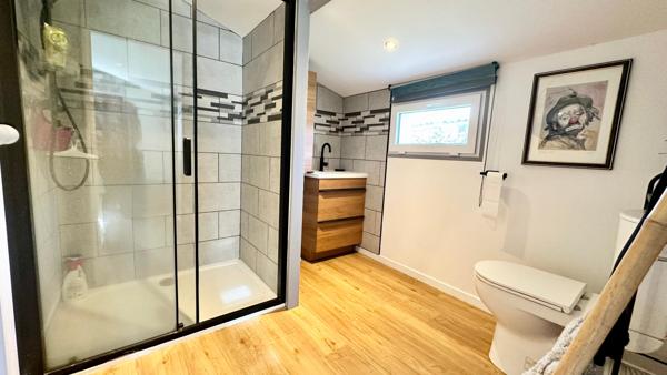 CHARMANTE MAISON EN PIERRES