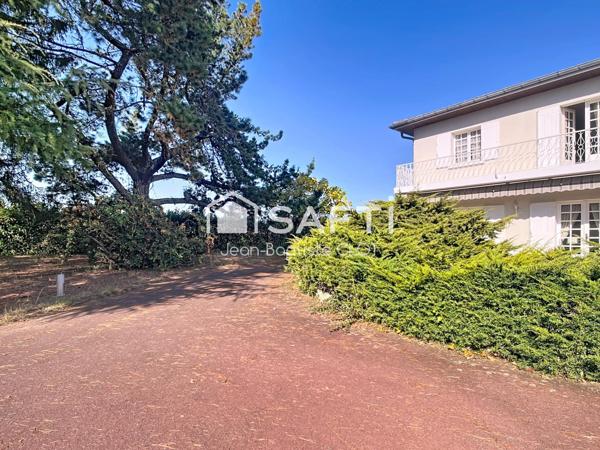 Maison 7 pièces 200 m²