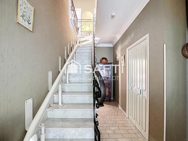 Maison 7 pièces 200 m²