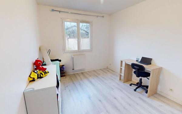 Maison à vendre    5 pièces • 107,91 m2 Vaulx-en-Velin