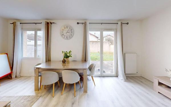 Maison à vendre    5 pièces • 107,91 m2 Vaulx-en-Velin