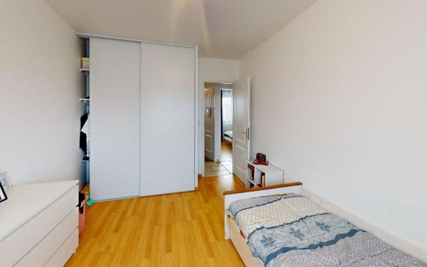 Maison à vendre    5 pièces • 107,91 m2 Vaulx-en-Velin