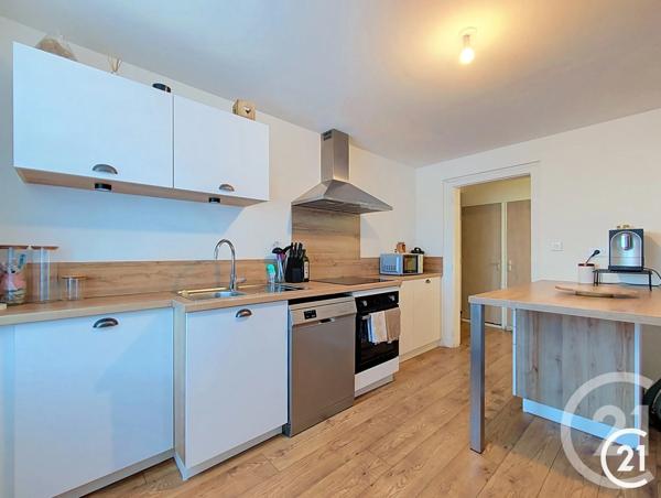 Maison à vendre  7 pièces - 138,09 m 2   VIEUX CHARMONT  - 25