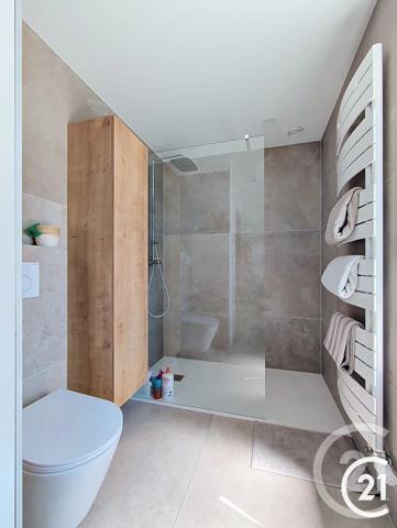 Maison à vendre  7 pièces - 138,09 m 2   VIEUX CHARMONT  - 25