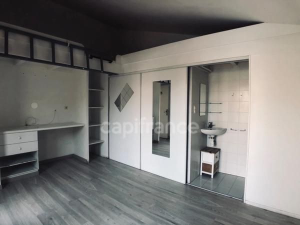 Dpt Pyrénées Orientales (66), à vendre CORNEILLA DEL VERCOL VILLA de plain-pied 3 faces avec piscine