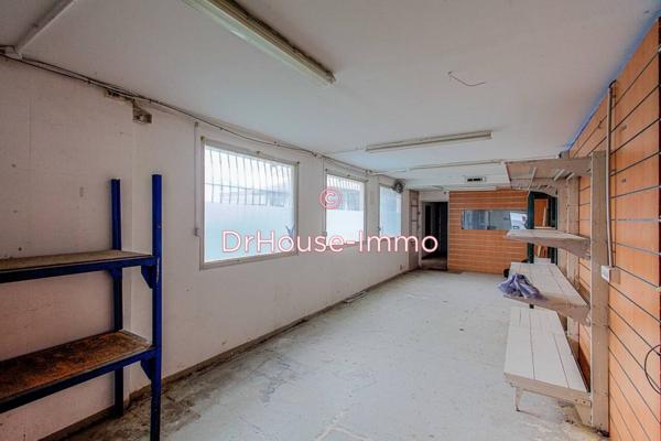 Immeuble à vendre 9 pièces de 111 m²