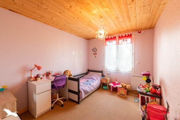 Maison à vendre |  Roquefort |  6 pièces | 192 m²