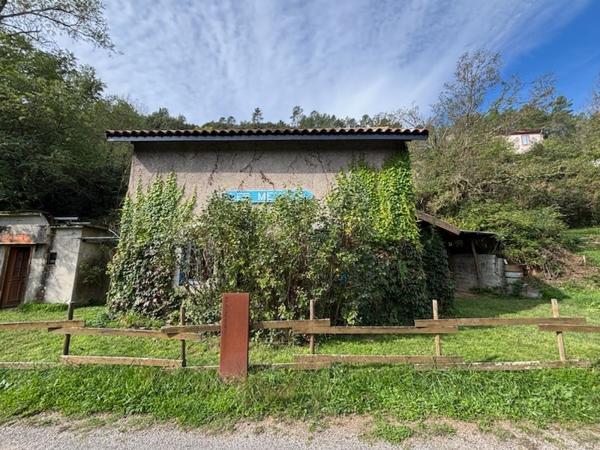 Saint-Fortunat-sur-Eyrieux (07360) Maison au pied de la Dolce Via