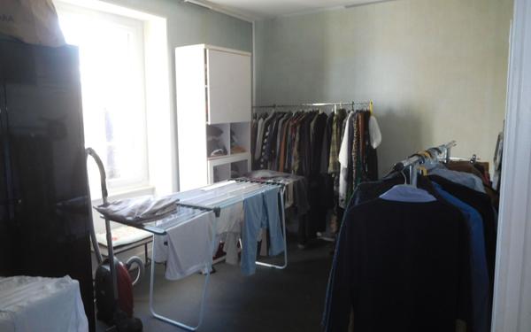 Maison à vendre    7 pièces • 247 m2 Saint-Yrieix-la-Perche