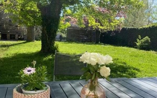 Maison à vendre    7 pièces • 247 m2 Saint-Yrieix-la-Perche