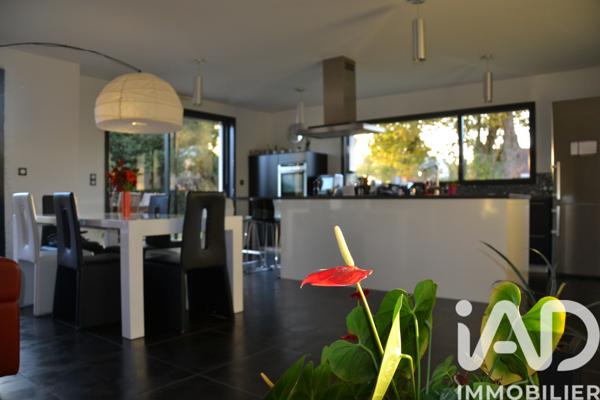 Maison à vendre 6 pièces 163 m² Vannes