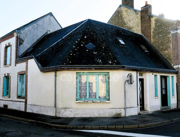 À VENDRE: Maison de 5 pièces à DROUÉ, au cœur du Perche Vendômois