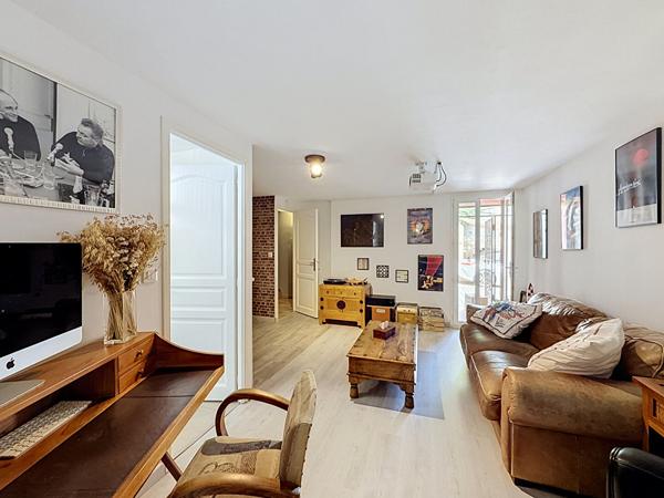 À vendre - Maison familiale avec piscine, appartement indépendant et vue dégagée - Grasse, quartier Saint-Jacques