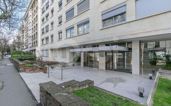 Stationnement à louer    Nogent-sur-Marne