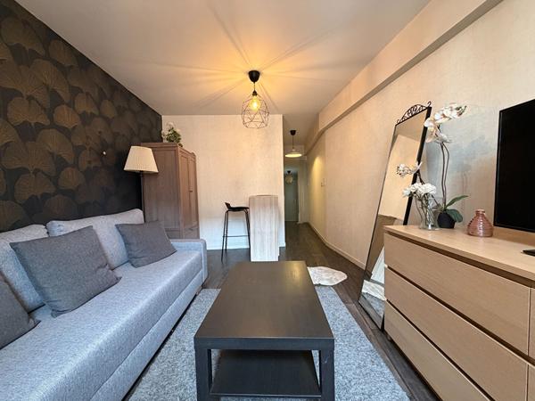 RENNES HYPER-CENTRE - Studio meublé à deux pas des commerces et métros