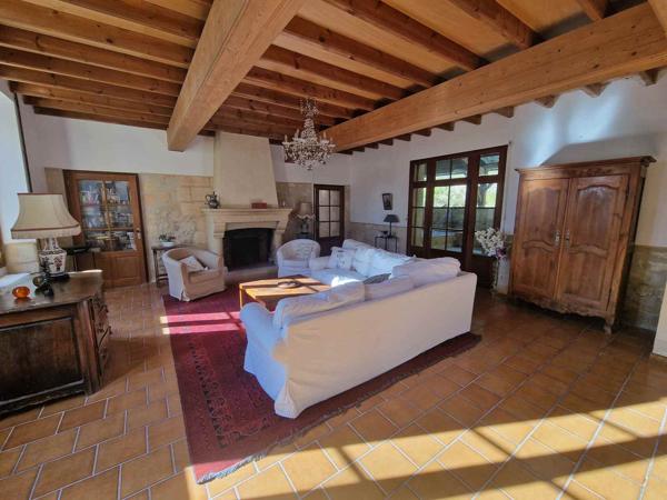 Maison 6 pièce(s) 3 chambre(s) 320 m²