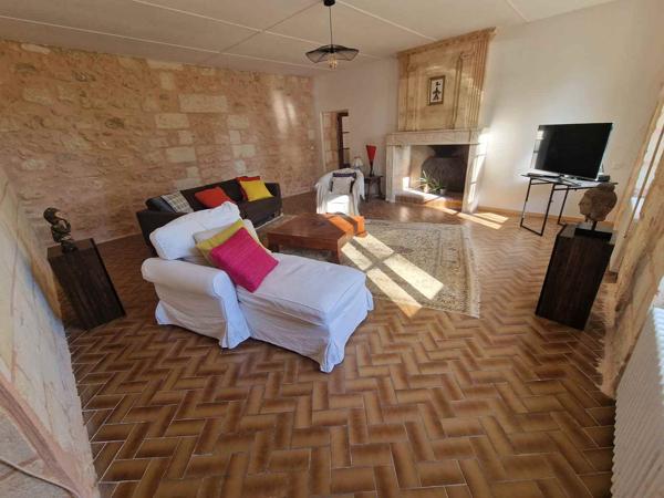 Maison 6 pièce(s) 3 chambre(s) 320 m²