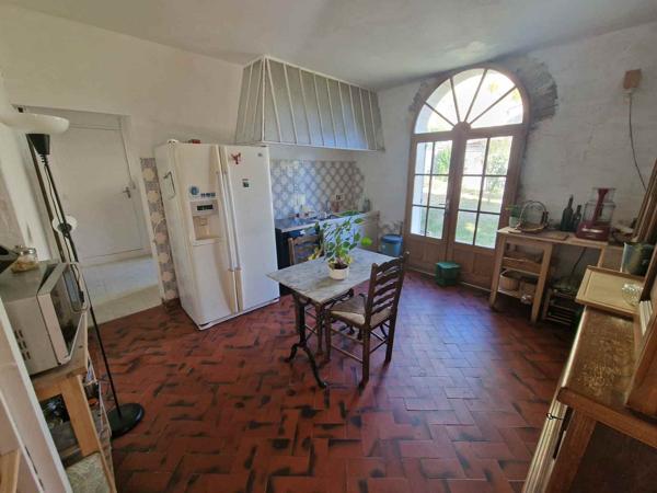 Maison 6 pièce(s) 3 chambre(s) 320 m²