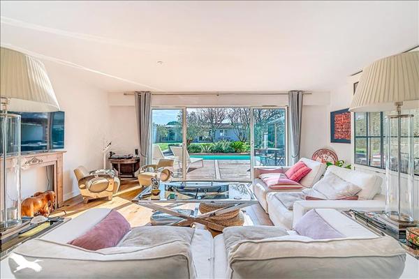 Maison à vendre |  Pessac |  6 pièces | 155 m²