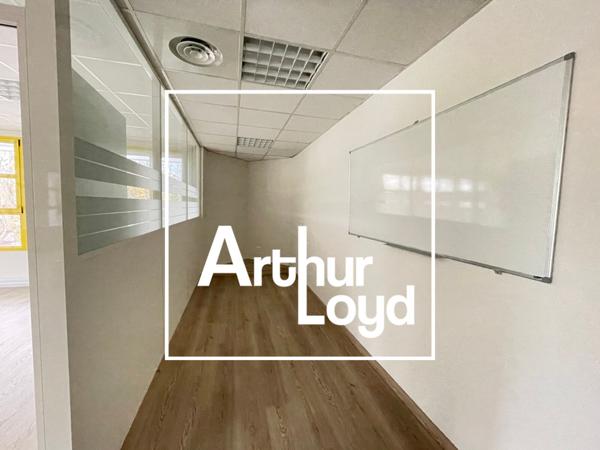 Bureaux à louer à Montpellier dans parc tertiaire verdoyant