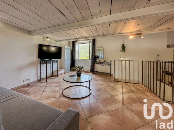 Immeuble à vendre 194 m² Claviers