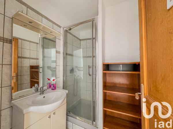 Immeuble à vendre 194 m² Claviers