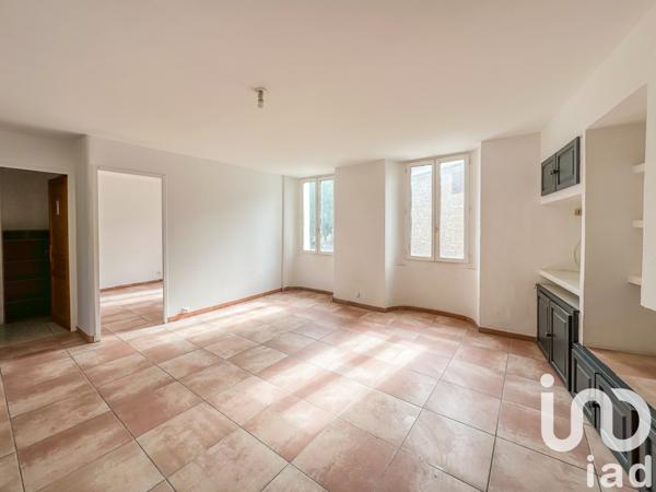 Immeuble à vendre 194 m² Claviers