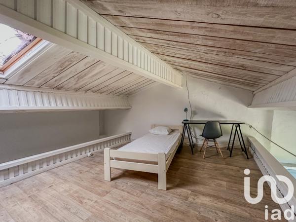 Immeuble à vendre 194 m² Claviers