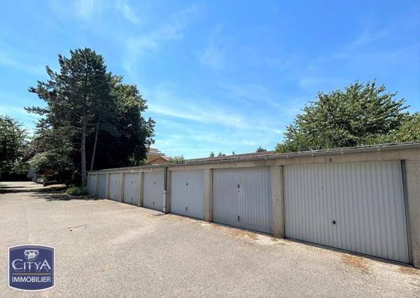 Appartement à vendre 5 pièces 102.05m² Charnay-lès-Mâcon (71850)