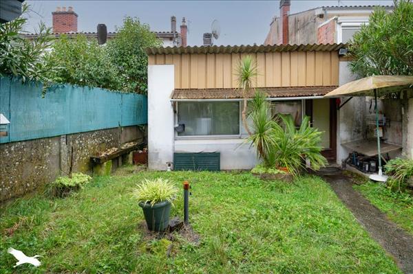 Immeuble à vendre 213 000 € Saint-Vivien-de-Médoc 155 m² DPE D