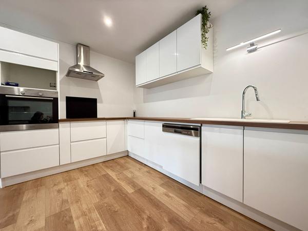 Appartement de type 6 - Secteur Saint Rémi