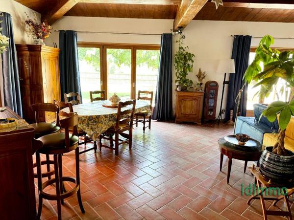 Draguignan villa F6 197m² piscine garage terrasse 3800m terrain 795000€ crn2373 DPE A Draguignan (83300)