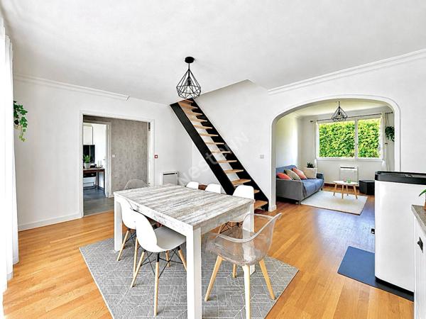 Maison 7 pièces à vendre à Mareil en France - 385 000 €