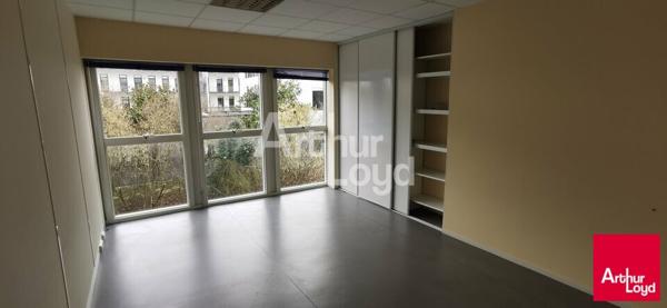 RENNES - BUREAUX A LOUER - 273 M²