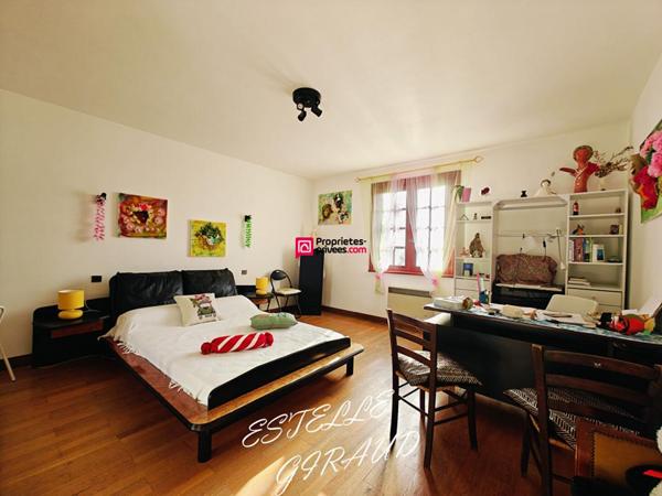 Villa Atypique à Caunes Minervois 7 pièces