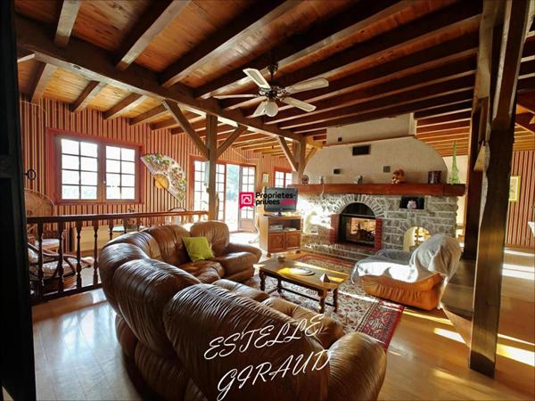 Villa Atypique à Caunes Minervois 7 pièces