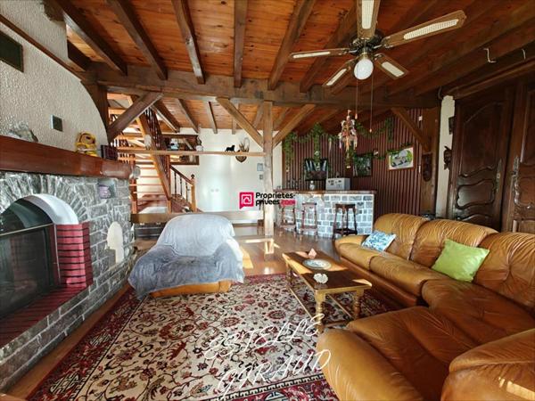 Villa Atypique à Caunes Minervois 7 pièces