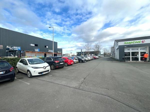 SPÉCIAL INVESTISSEUR - À VENDRE BUREAUX LOUÉS - LOCATAIRE "DE QUALITÉ"