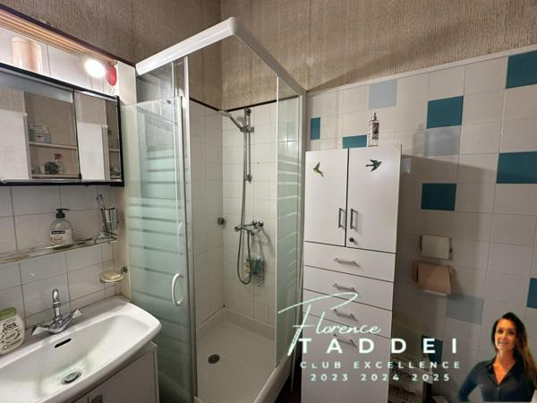 Maison familiale bien située à moderniser